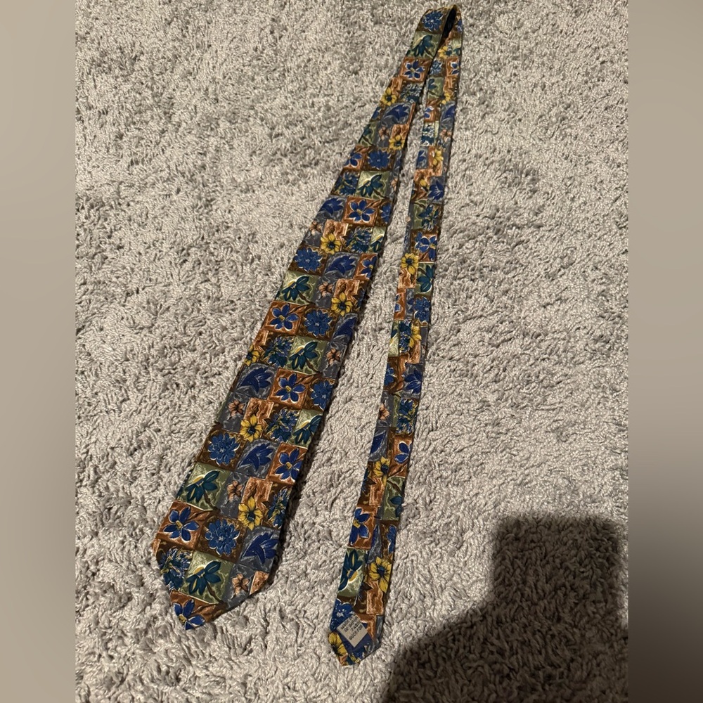 Men’s Structure Tie Unique Blue, Yellow, Brown, Green color scheme 100% Silk